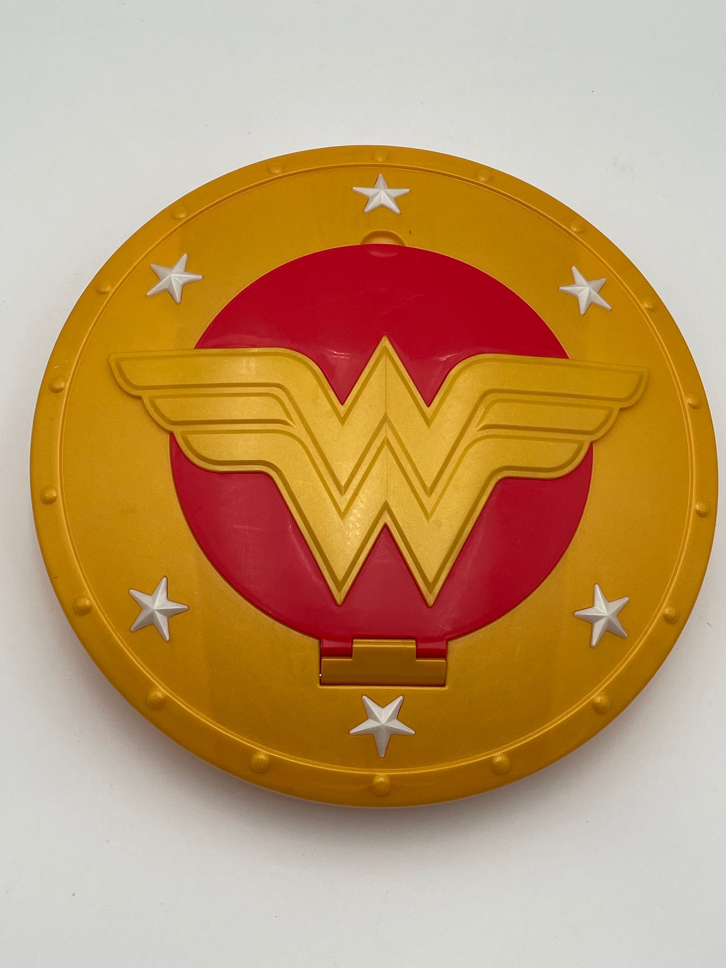 DC - Wonder Woman - Disk Shooting Shield 2015 #103646