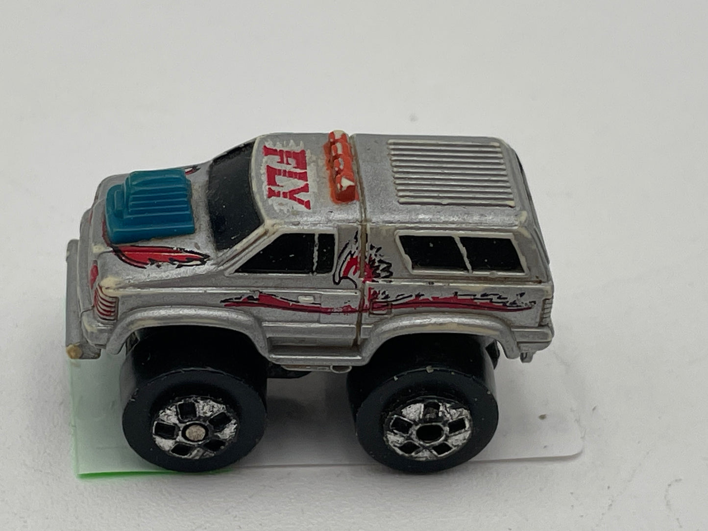 Micro Machines - Road Champs - Silver Fly Truck 1987 #104683