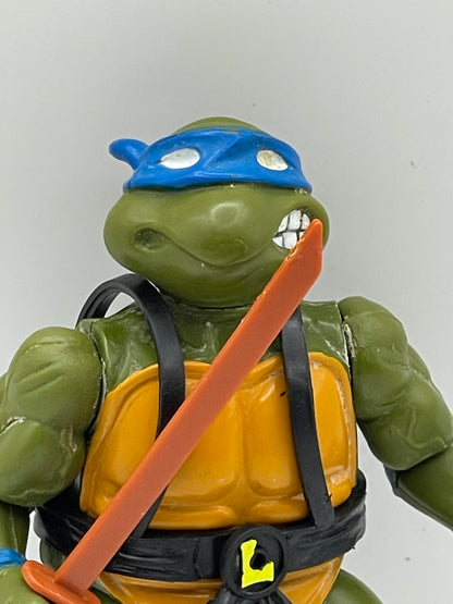 TMNT - Leonardo w/ Weapons 1988 #102641