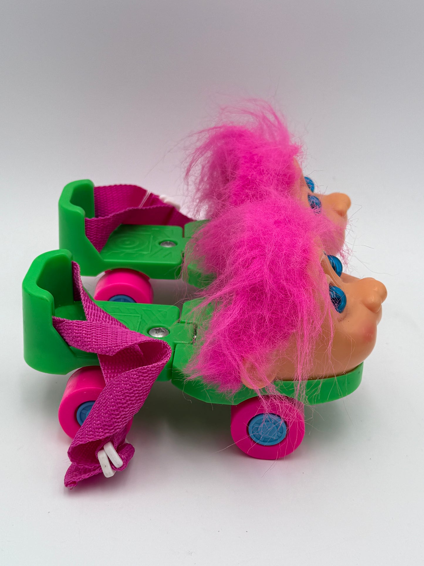 Trolls - Vintage - Pink Hair - Adjustable Roller Skates #104934