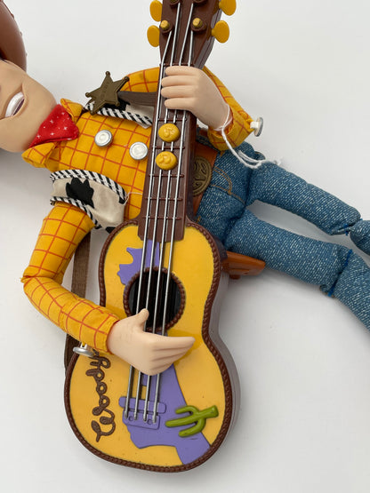 Toy Story - Singing Woody w/ Guitar 1999 #103419