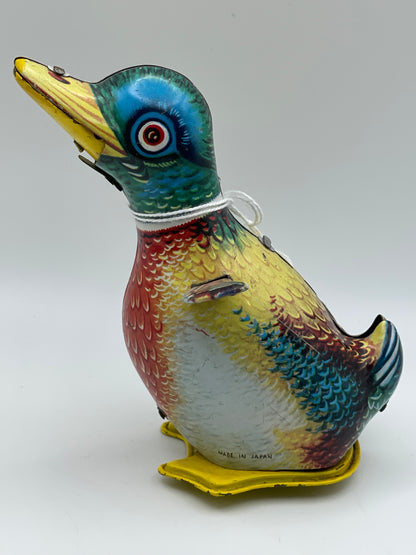 Tin Japanese Wind-up Vintage Toy Duck #101811