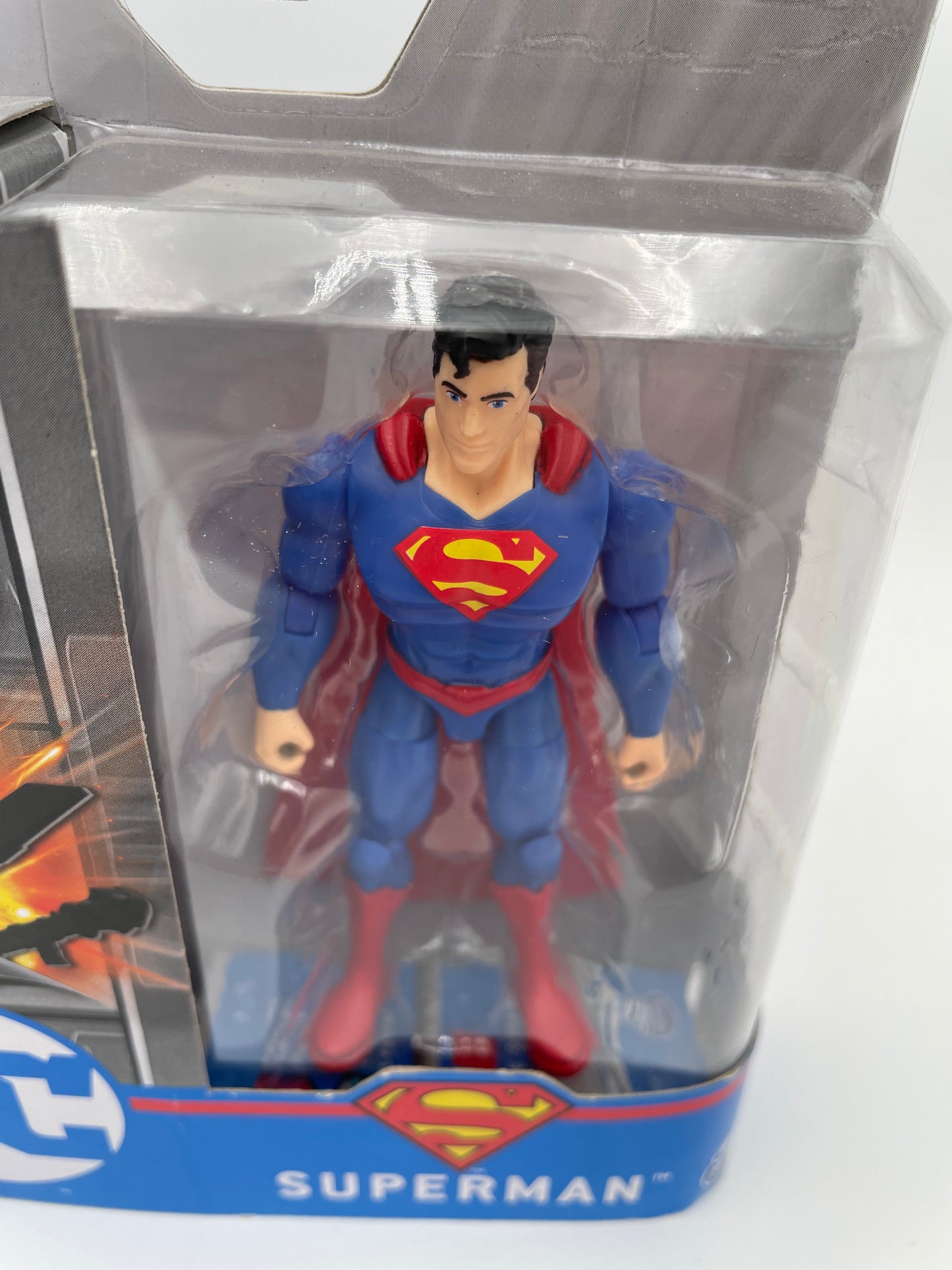 DC - Superman w/ 3 Mystery Accessories 2020 #102506