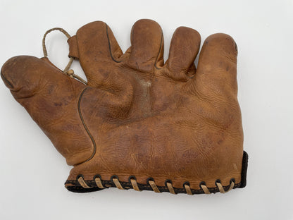 Baseball Glove - Wilson - Frank Demaree 1940s #102569